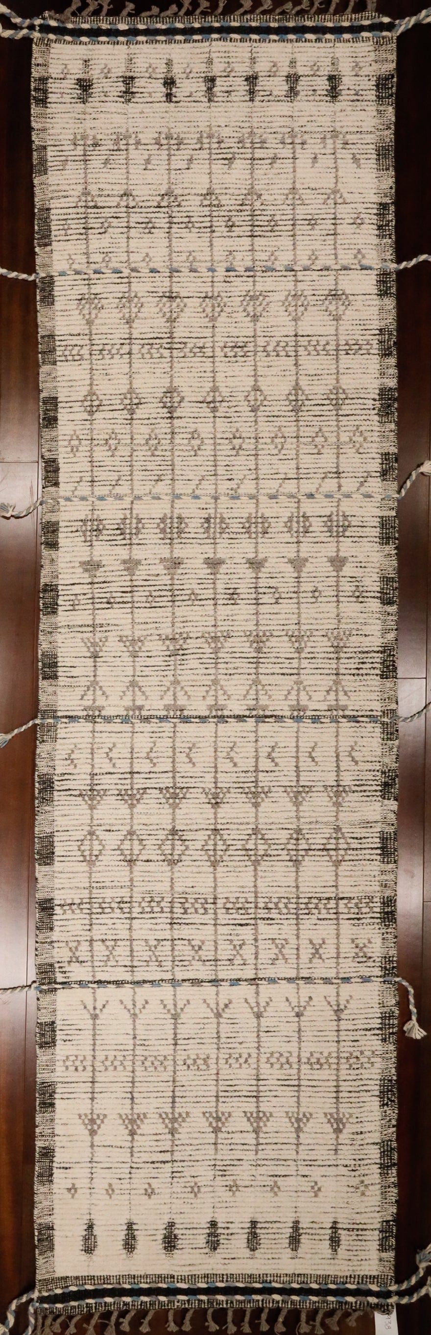 Sale! Ivory Toned Moroccan Style 3x10 Runner