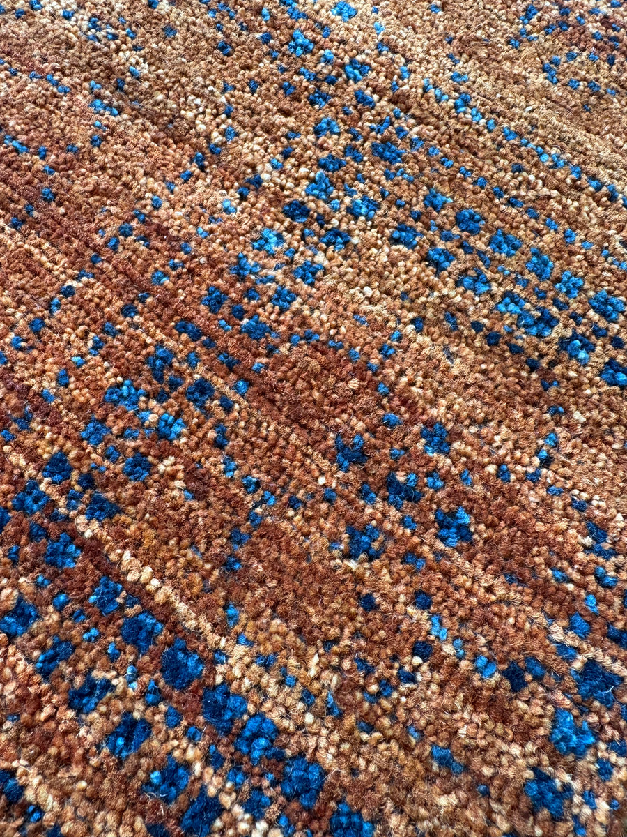 Pattern Mix Collection Sashiko in Bronze & Deep Blue 8x10 rug