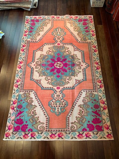 Sale! Hand-knotted Wool 5x7 Turkish Area Rug in Bright Colors